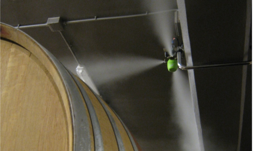 From the barrel to the glass: humidity that enhances the aromas and structure of your wine